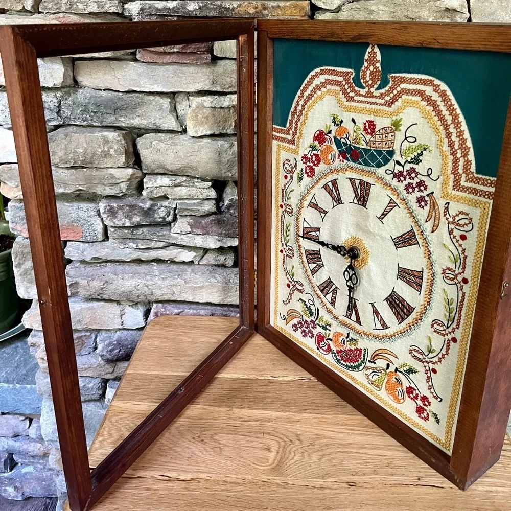 VTG Clock Embroidery Cross Stitch Fruit Electric Wood Cottage Farmhouse